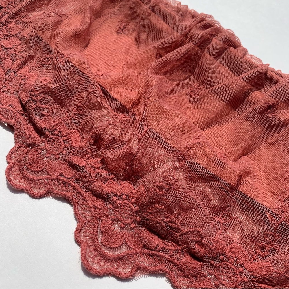 Lacy Bandeau